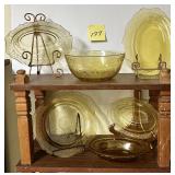 vintage Federal Glass Madrid pattern set of ser..
