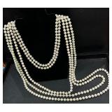Pearl costume necklace