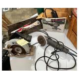 Black & Decker corded electric circular saw, vi..