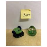 Stinkin' cute Murano glass frog and glass egg
