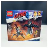NIB-LEGO Batte-Ready Batman & MetalBeard Set