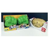 Wilsons The Duke Football & Marvel Hulk Hands
