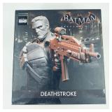 NIB-BATMAN Arkham Kight Deathstroke Figurine