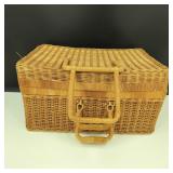 Vintage Wicker Picnic Basket