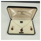 Genuine Gold Stone & 14k Gold on Sterling Chain