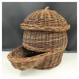 Vintage Wicker Potato/Onion Basket