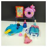 Polly Pocket Set and Toy Figures