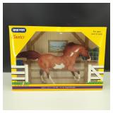 NIB-2006 BREYER Classics Pinto Red Roan-No. 684