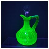 Antique Uranium/Vaseline Glass Curette