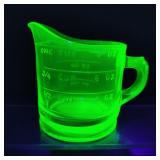 Vintage Vaseline/Uranium Glass 8oz Measuring Cup