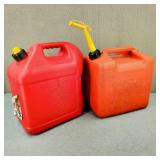 VTG-Chilton 5-Gal Gas Can & Blitz 5-Gal Gas Can