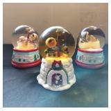 VTG Hallmark Frosty Friends Musical Gobe X3