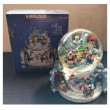 Kirkland Large Penguins & Friends Snow Globe