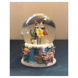 VTG Enesco/Disney Snow White Musical Globe