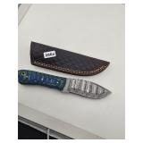Custom Damascus Steel Knife with Leather...