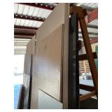 Bulk lot of sheets of glass
