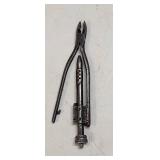 Safety Twist-E Pliers