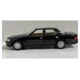 Road Tough Lexus LS-400 1:18 Scale Diecast
