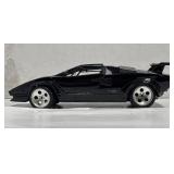 Burago ï¿½88 Lamborghini Countach 1:18 Scale Diecast