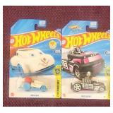 (2) NIP HotWheels Experimotors Cars