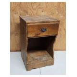 Vtg 1 Drawer Side Table/ Night Stand 14ï¿½16ï¿½25.5