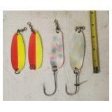 Tom Macy Rainbow Lure, (2) Red/Yellow, 1