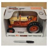 Vtg NIB ERTL Case 800 Tractor