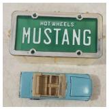 HotWheels Mustang w/ Park & Plate Container