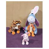 (4) Disney Winnie the Pooh Characters