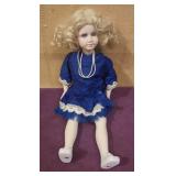 Vtg 'Elise' 20' Porcelain Doll