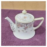 Nippon Porcelain Teapot 5Tï¿½7W at Handle,