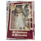 1985 Birthstone & Blossom ï¿½Aprilï¿½ Doll 7.5'