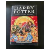 GRAPHIC NOVEL SIZE HARRY POTTER BOOK