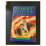 GRAPHIC NOVEL SIZE HARRY POTTER BOOK