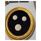 3 Medallions in Oval Frame