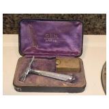 GEM Micromatic Razor in Case
