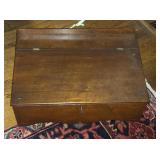 Traveling Wring Desk