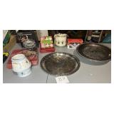 Holiday Tableware Lot