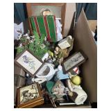 Mixed Box Lot of Giftware and Decor