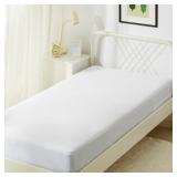 Amazon Basics Zippered Mattress Encasement