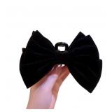 $151 Velvet Bow Clip, Large Back Spoon, Curly Hair