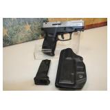 Taurus PT111 G2 9mm 2 Mags & Holster