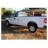 2008 F150 XL Regular Cab Long Bed 4WD Low Miles