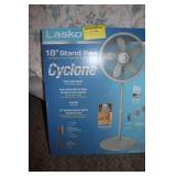 Lasko 18' Fan New