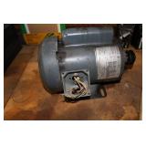 1/2 HP 110V GE Motor (UNTESTED)