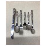 Peter Rabbit childrenï¿½s flatware