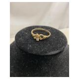 Ring size 7.5;marked 10K