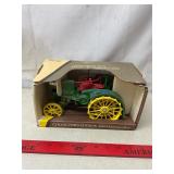 Ertl John Deere 1915 Model R Waterloo Boy