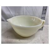 FireKing White Batter Bowl. 7.25ï¿½ across  4ï¿½ tall