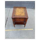 Side Table 24ï¿½x21ï¿½x26ï¿½